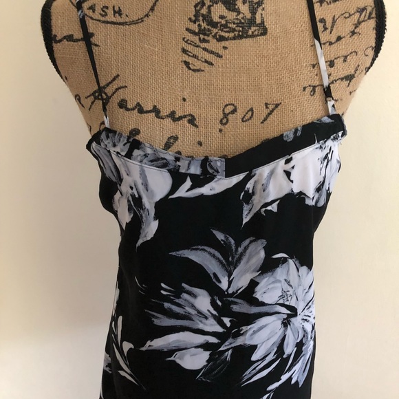 NEW | Violet and Claire polyester top - Picture 2 of 3